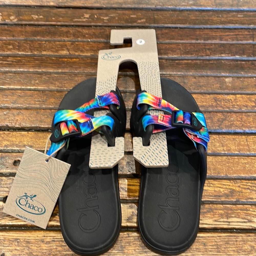 Brand new children’s Chaco Chillos in tie dye.